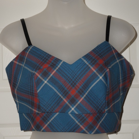 NWT Long Sleeve Plaid Crop top & cami set - Picture 5 of 9